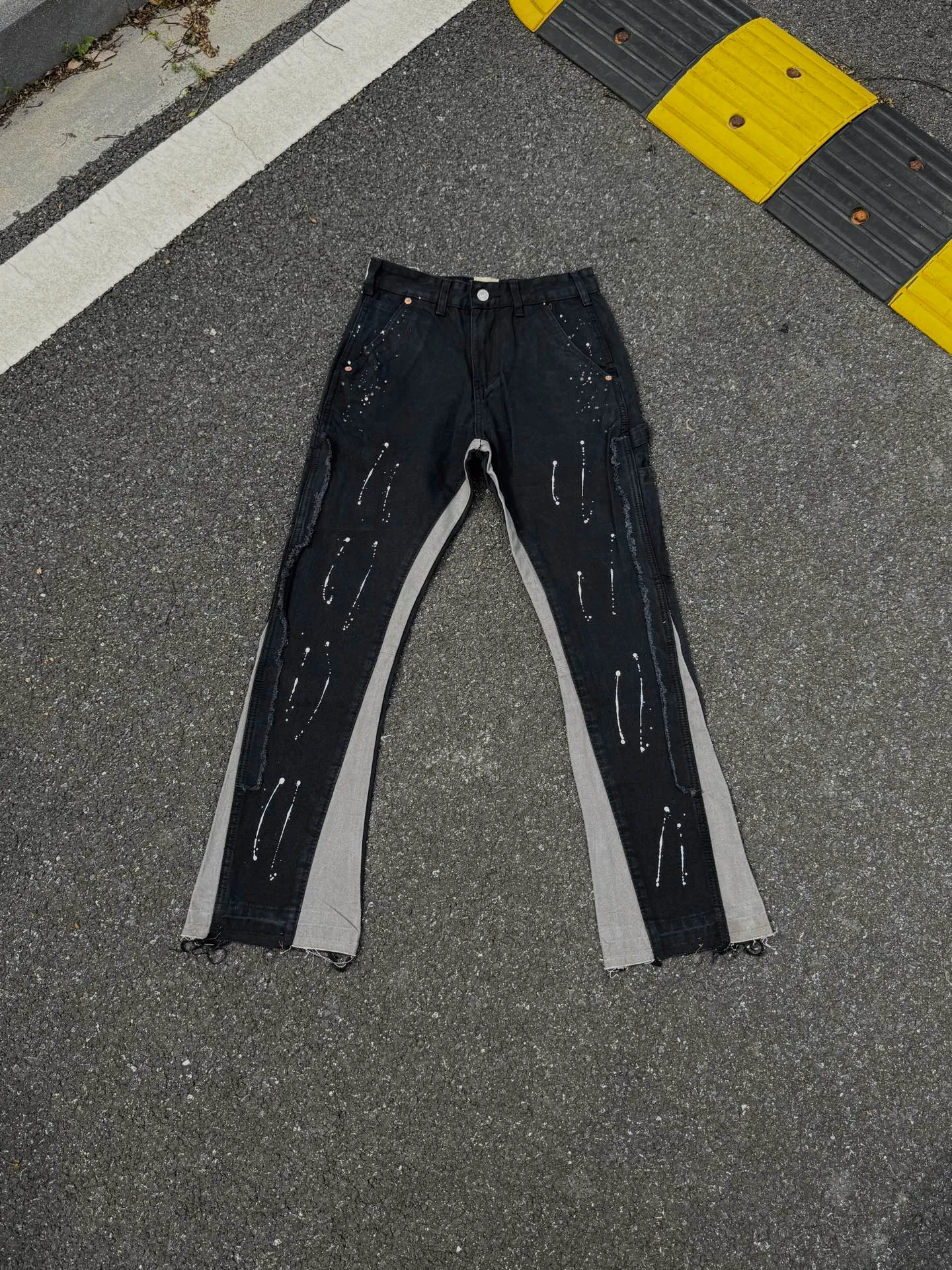 P220💰G33 GALLERY DEPT. Spliced ​​washed retro jeans for men and women high street splashed ink trousers micro-flared casual trousers trendy couple same style Color: Black Size: S-XXL (corresponding to 28-36)